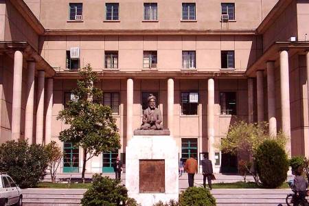دانشکده ادبیات دانشگاه تهران