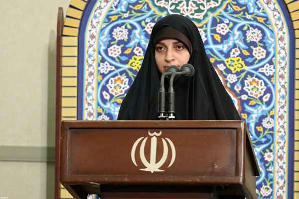 سخنرانی تند علیه دانشگاه آزاد در دیدار دانشجویان با رهبری