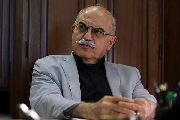 بهمن کشاورز
