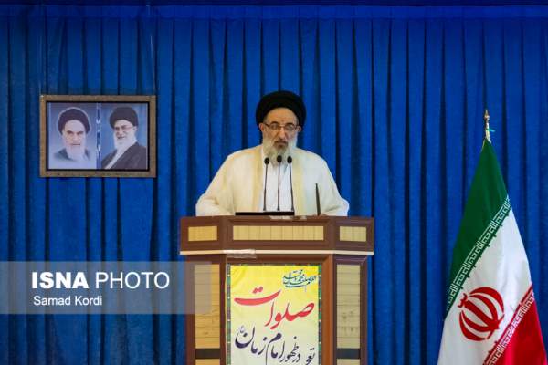 امام جمعه کرج: عیادت کنندگان کروبی باید مجازات شوند