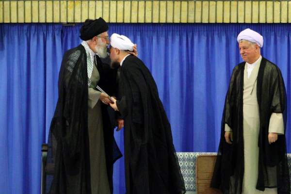 امضاء رهبری پای حکم منتخب هاشمی