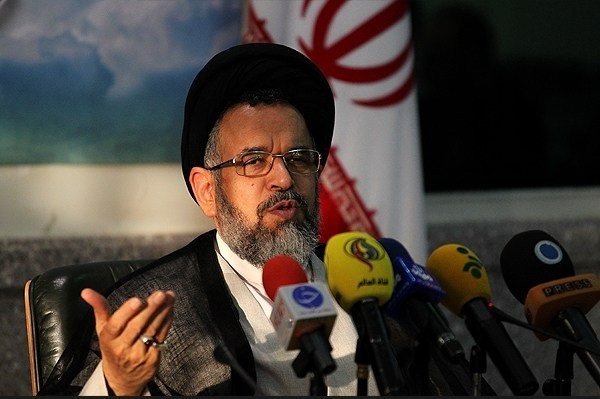 محمود علوی