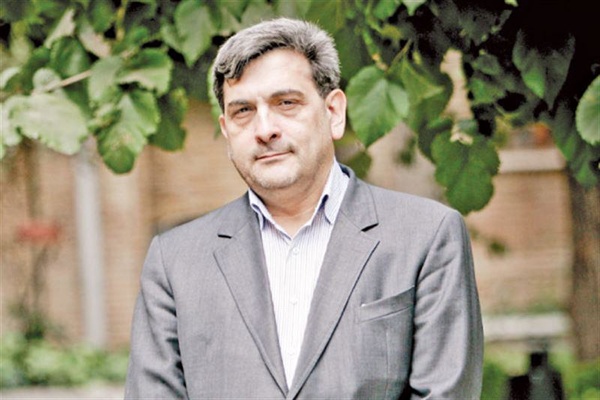 پیروز حناچی