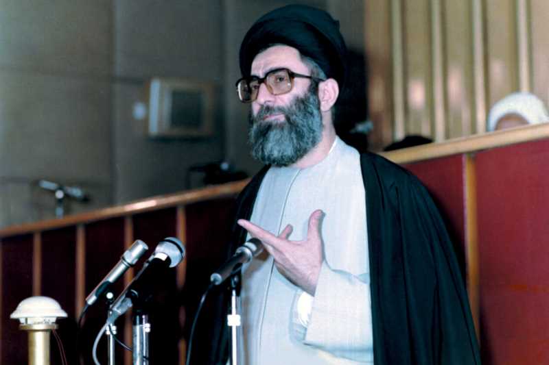 آیت الله خامنه ای