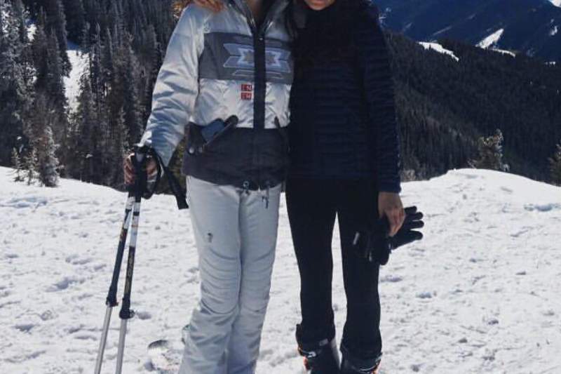 سلبریتیهایی که در خارج میزایند ممنوع الکار شوند