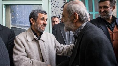 حسین شریعتمداری و محمود احمدی نژاد