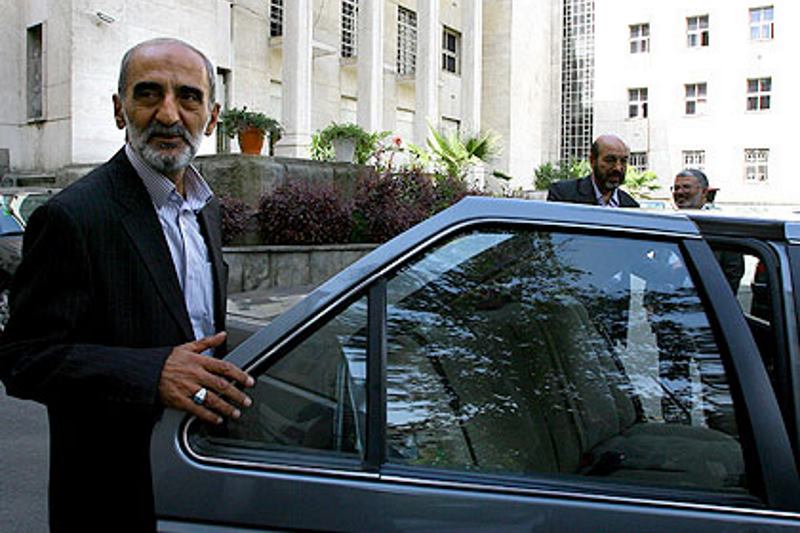 حسین شریعتمداری