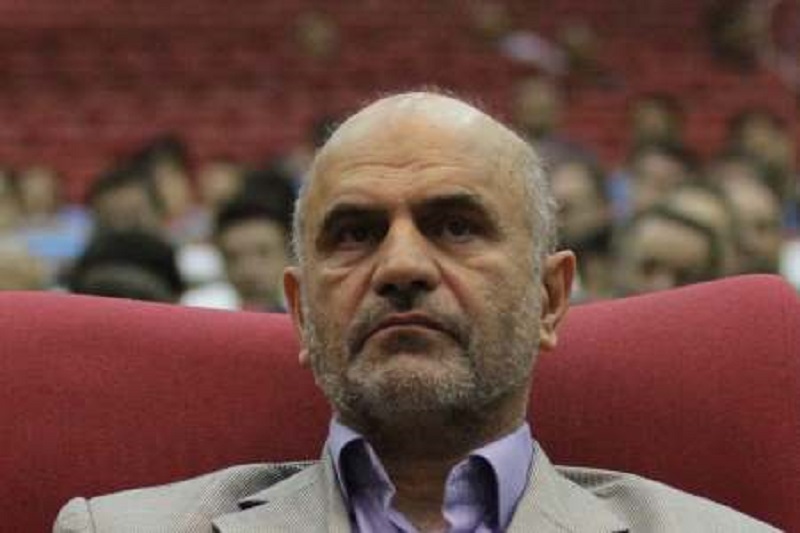 فرشاد مومنی
