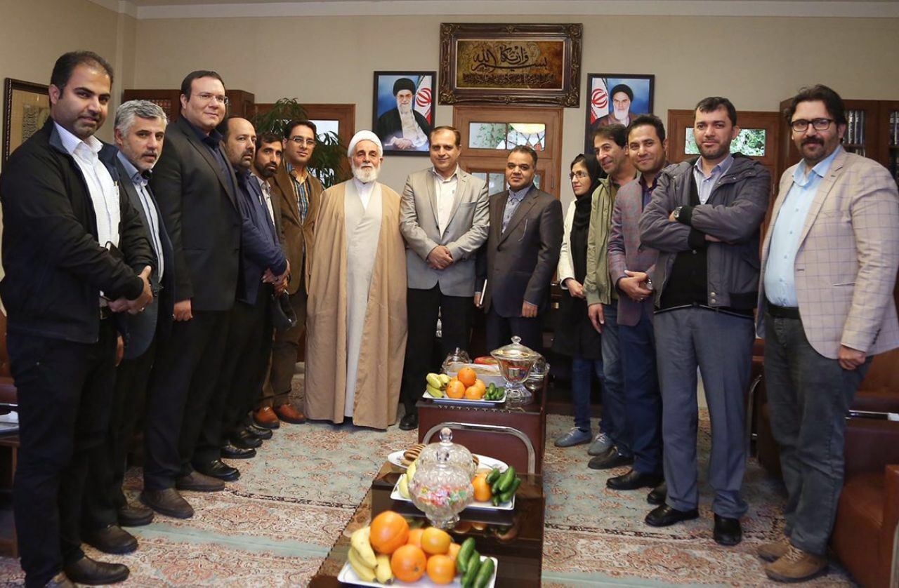 شيخ نور، ناطق سياست