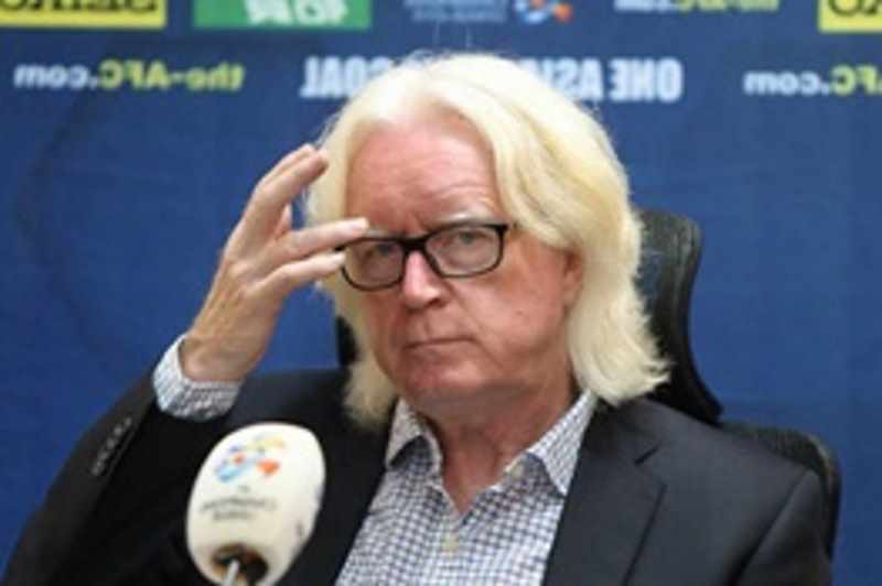 شفر: مجبوریم با بازیکنان زیر ۲۱ سال با پرسپولیس بازی کنیم