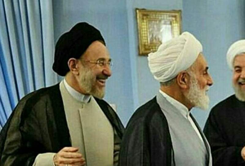 سایت فرارو در گزارشی با این عکس، بررسی کرد: چرا اصلاحات باید اصلاح شود؟