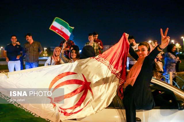 مسوولین هم در شادی مردم شریک شوند