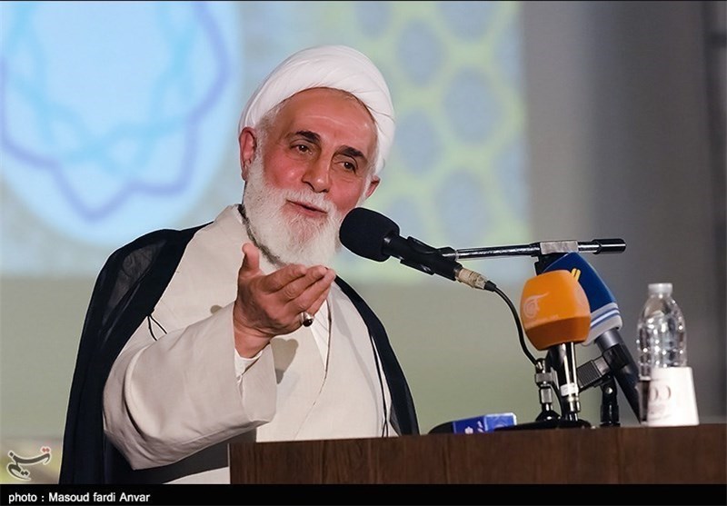 ناطق نوری