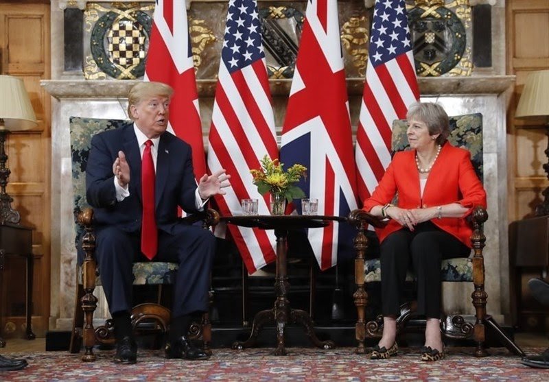 دونالد ترامپ - ترزا می