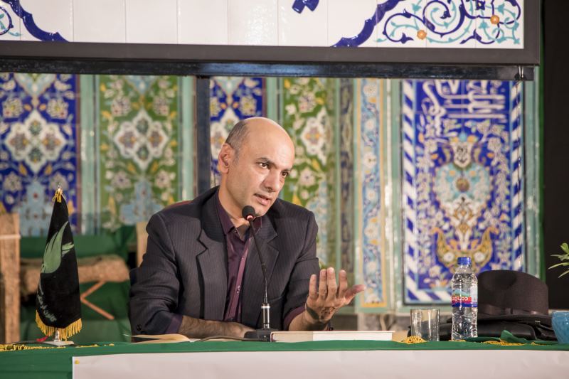 حسن محدثی: «تراژدی حسین ع یک آینهی فرهنگی است»