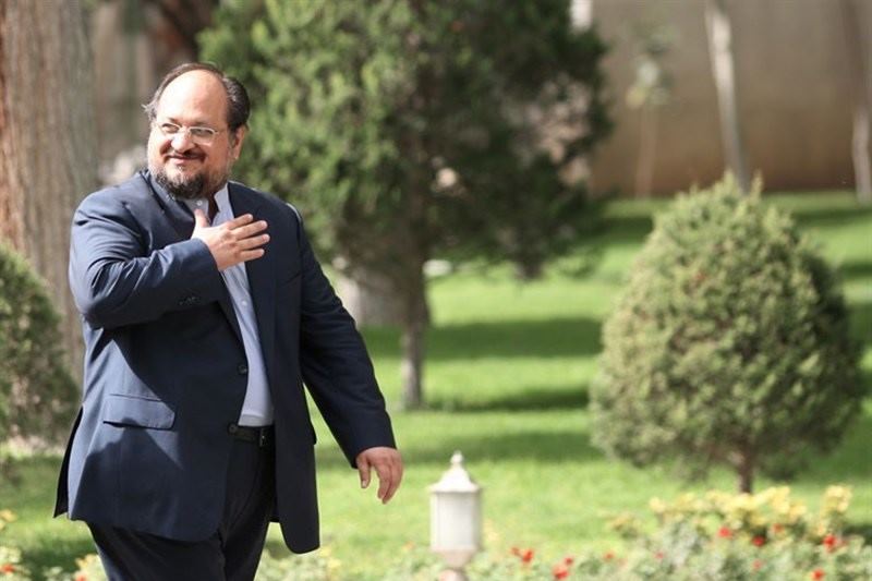 محمد شریعتمداری