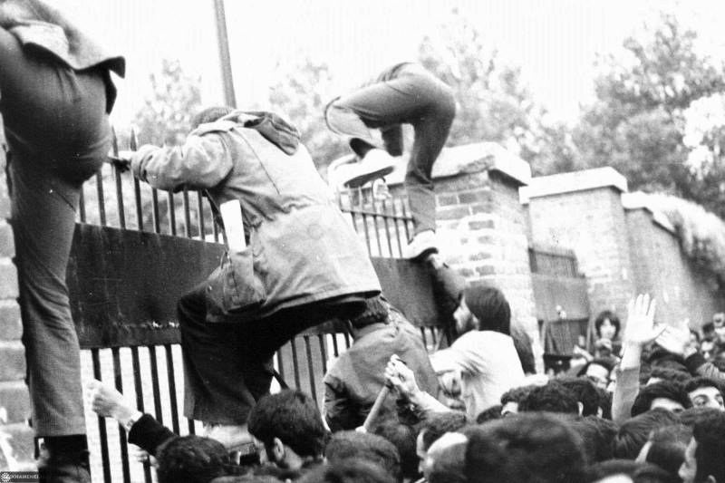 تسخیر لانه جاسوسی سفارت آمریکا در 13 آبان 1358