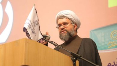 حجت الاسلام و المسلمین علی شفیعی در سخنانی با عنوان «نگاهی انتقادی به رویکرد فقه سنتی در حقوق زنان» در دومین نشست چالشهای فقهی حقوق