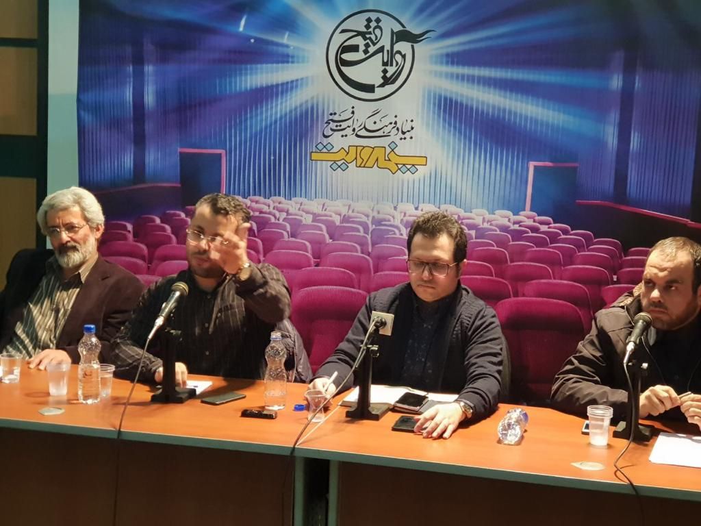 گزارش مناظره مستند هاشمی زنده است