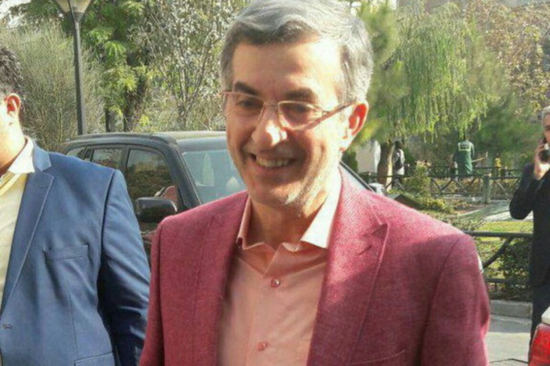 مشایی به مرخصی آمد