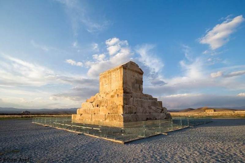 کوروش