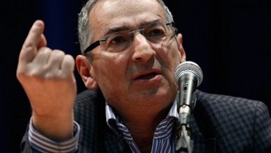 صادق زیباکلام