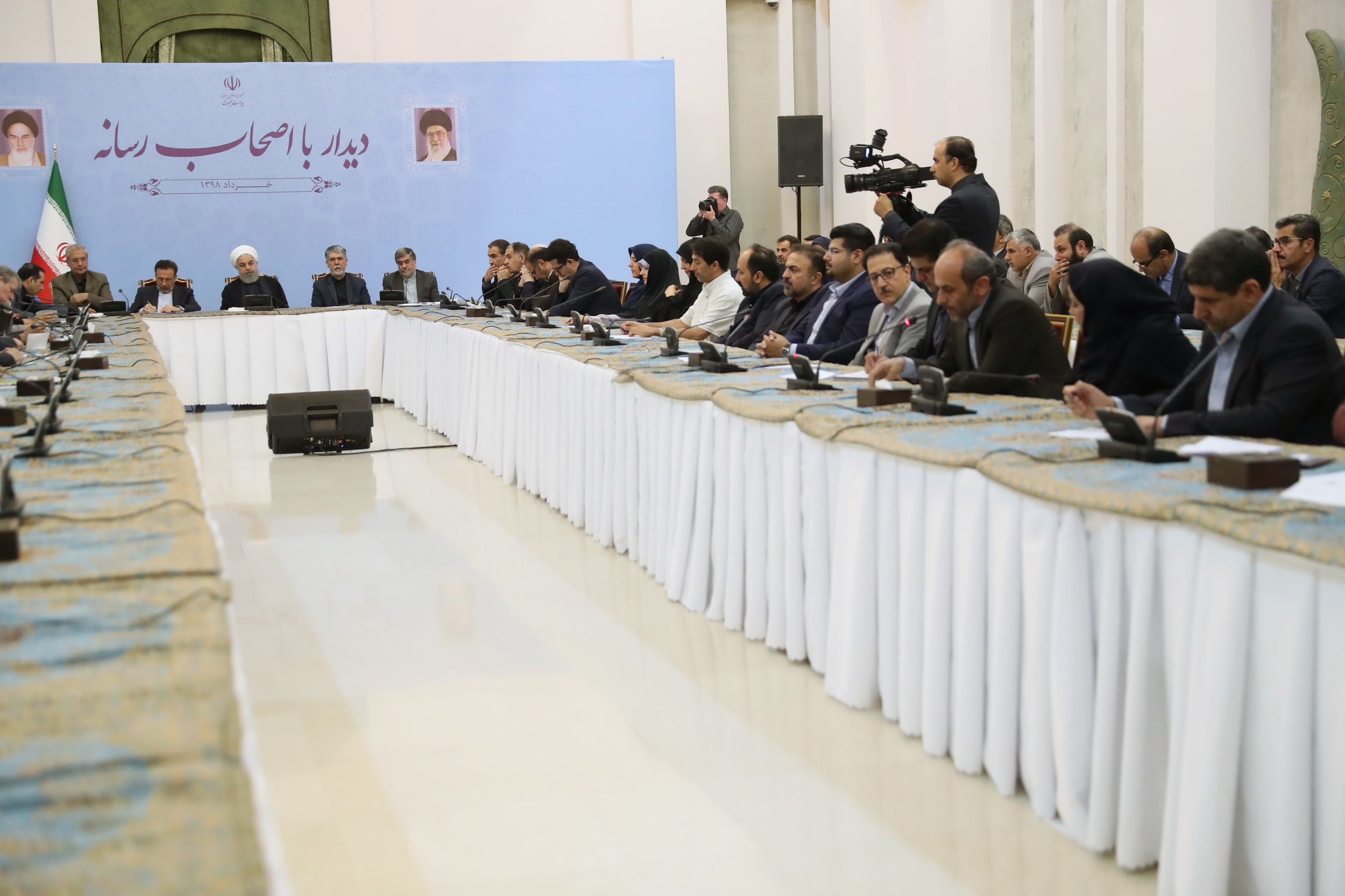 اصحاب رسانه در دیدار با رییس جمهور چه گفتند؟