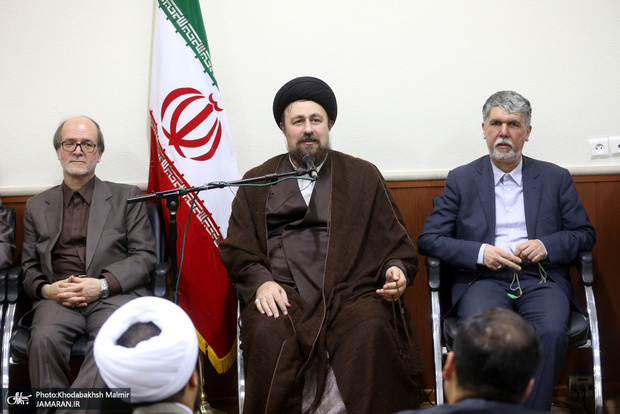تاکید سیدحسن خمنی بر دوری از افراط گرایی