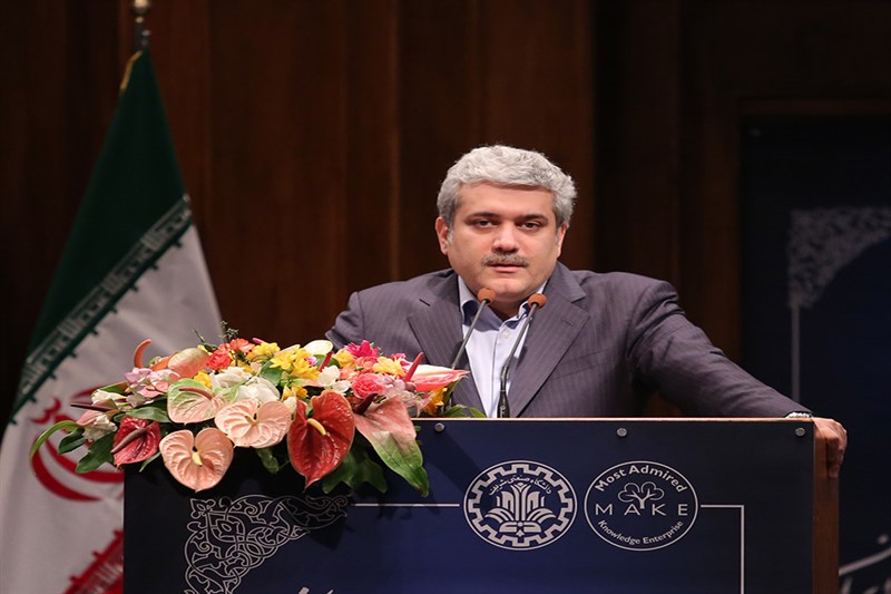 سورنا ستاری