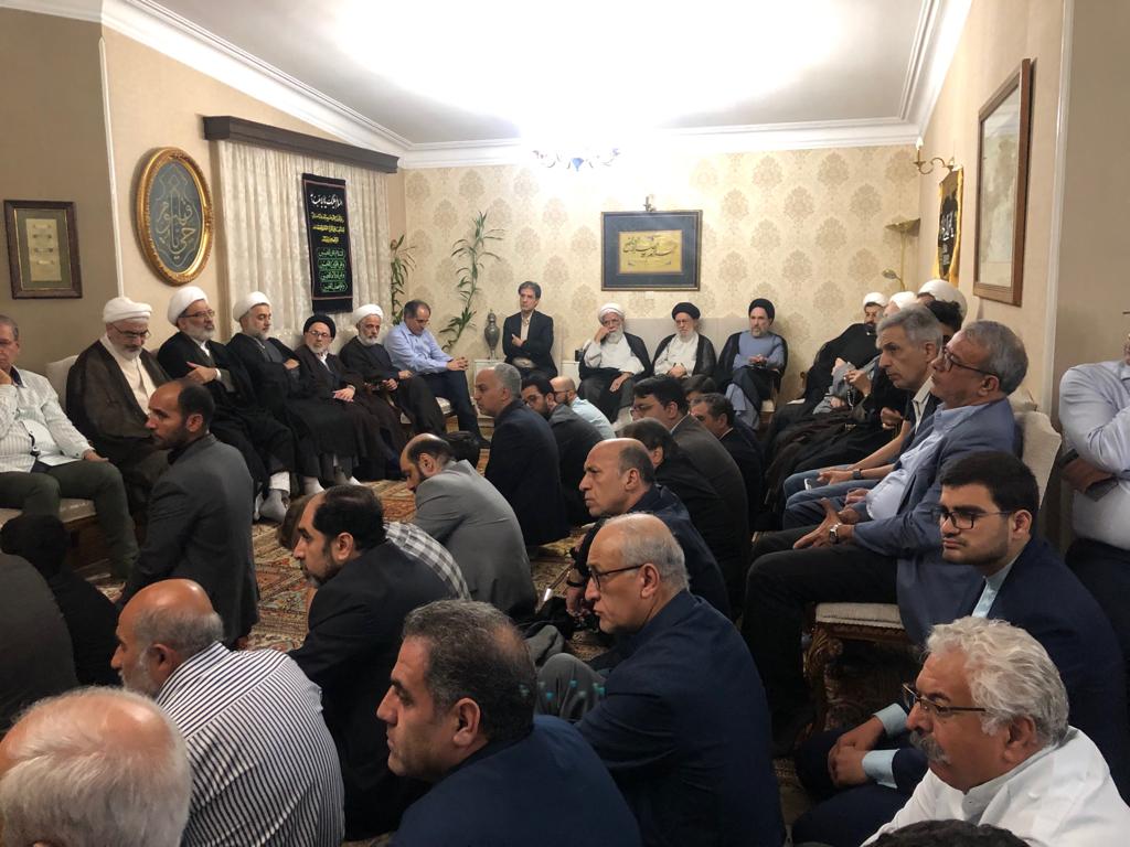 حضور خاتمی در مراسم عزای امام جواد منزل ابطحی