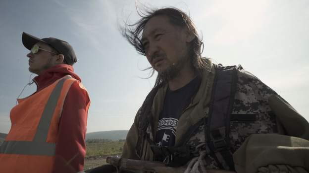 جادوگری که خواست پوتین را «از کرملین بیرون براند» بازداشت شد