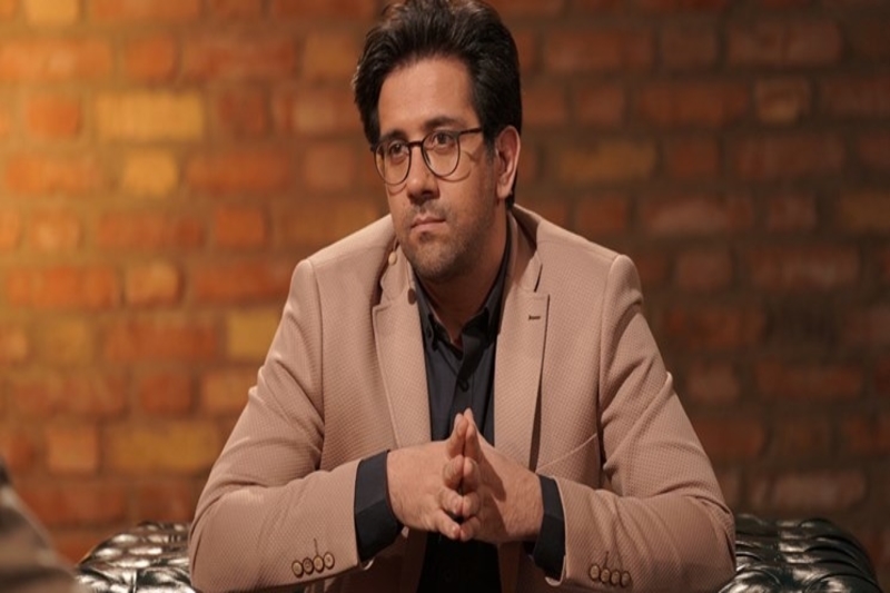 انتقاد مجری صداوسیما به گزارش خبر ۲۰:۳۰ دربارهی «دختر آبی»