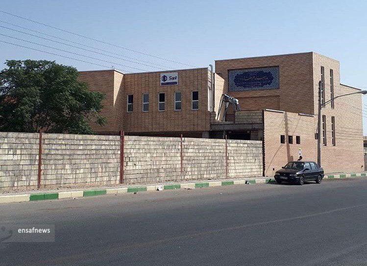 سیدحسین موسویان دیپلماتی که مدرسه میسازد