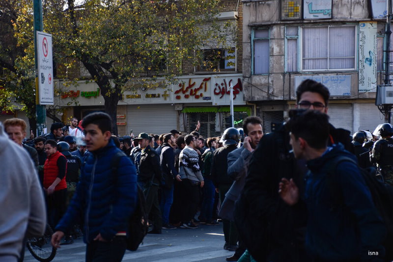 روابط عمومی استانداری تهران: اعتراضات نشانهی دموکراسی است
