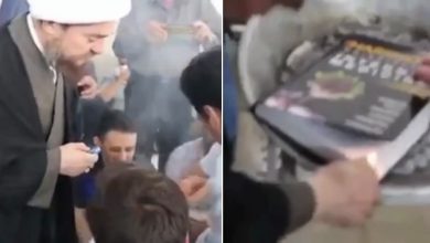یک روحانی کتاب طب هاریسون را آتش زد