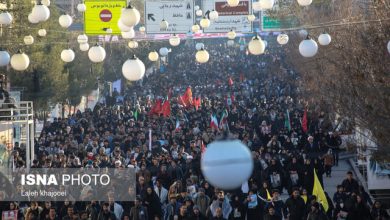 گزاش: تشییع پیکر شهید قاسم سلیمانی در کرمان [+عکس]