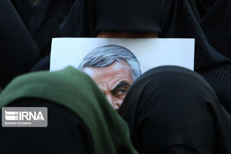 نویسندهی گاندو و کارگردان نجلا نویسنده و کارگردان سریالی دربارهی سردار سلیمانی شدند