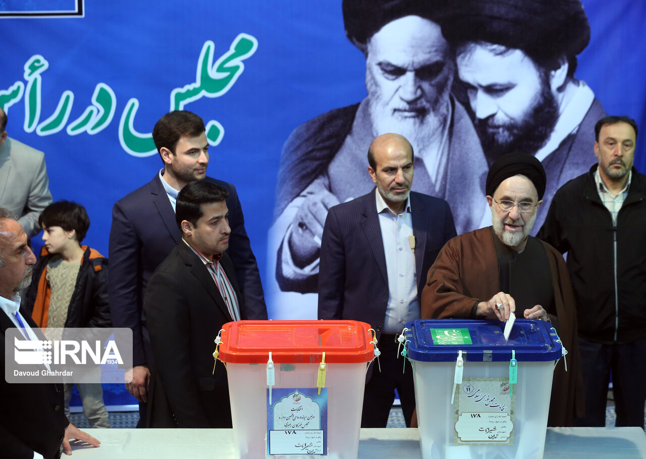 خاتمی رای داد