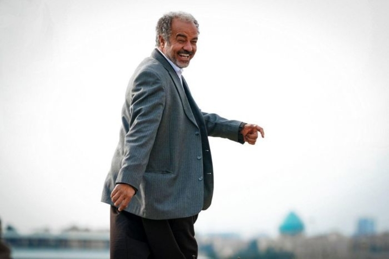 نون خ