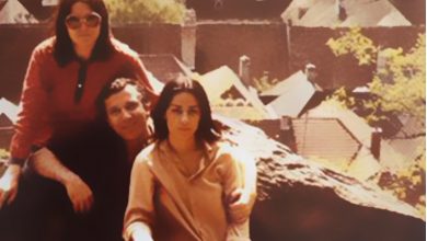 عکس خسرو سینایی و دو همسرش