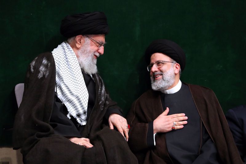 رهبری و رئیسی