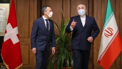 ظریف و کاسیس