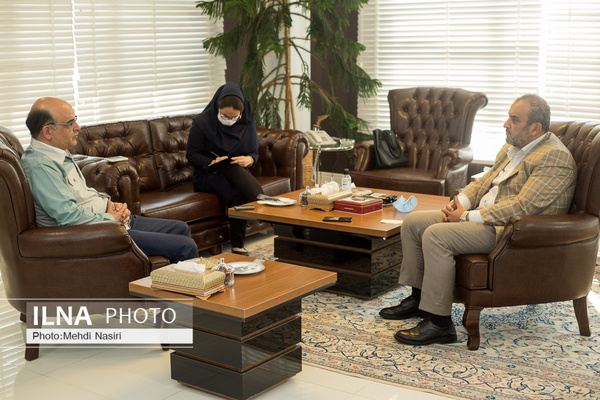 «مدعیان فساد در فولاد مبارکه، به مراجع قضایی مدرک بدهند»