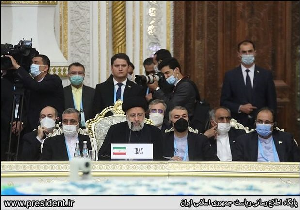 ۳ راهبرد اصولگرایان برای رفع تحریمها: تقویت رابطه با روسیه و چین، برجام حداکثری، نزدیکی به بمب هستهای
