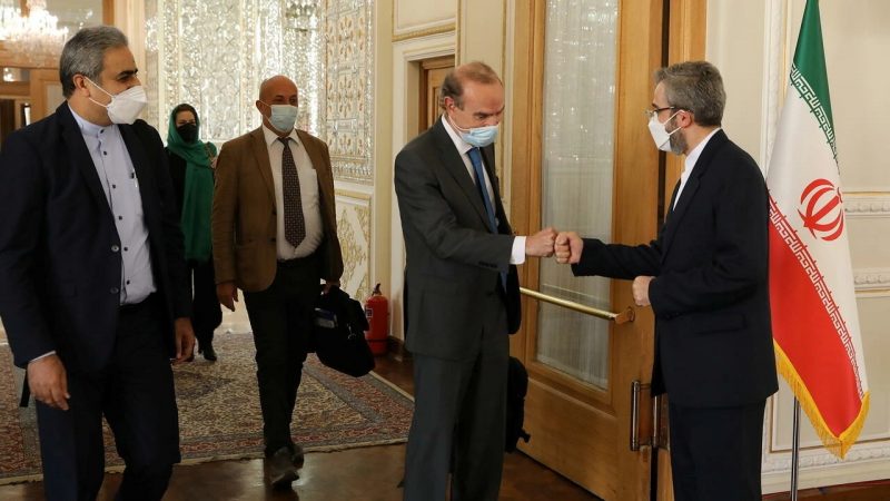 جشن تولد وزارت خارجهی دولت رئیسی برای انریکه مورا در تهران!