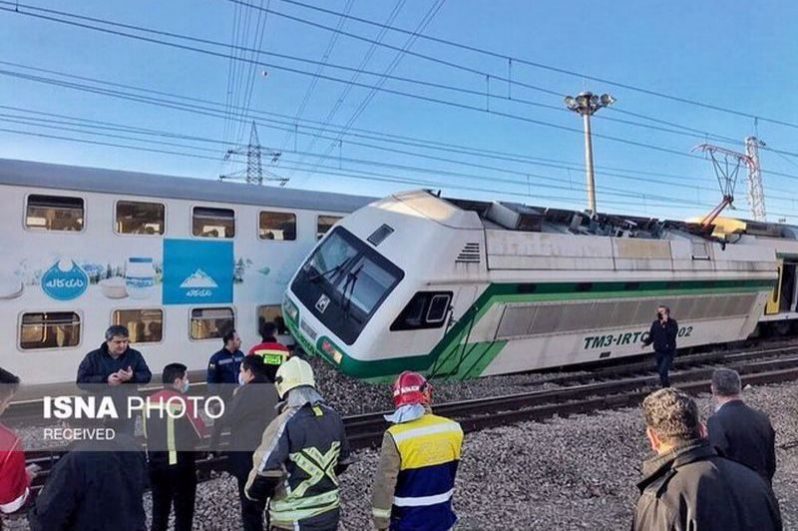آخرین خبرها از برخورد دو قطار مترو تهران - کرج