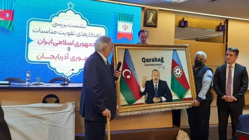 مراسمی در برج میلاد تهران با حضور سفیر جمهوری آذربایجان