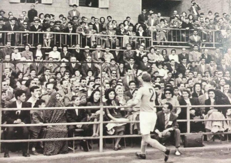 دوست فوتبالیست ۶۰ ساله من