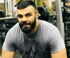 امیرعلی اکبری