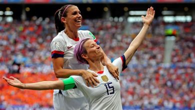 مگان راپینو لغو حق سقط جنین در آمریکا را محکوم کرد